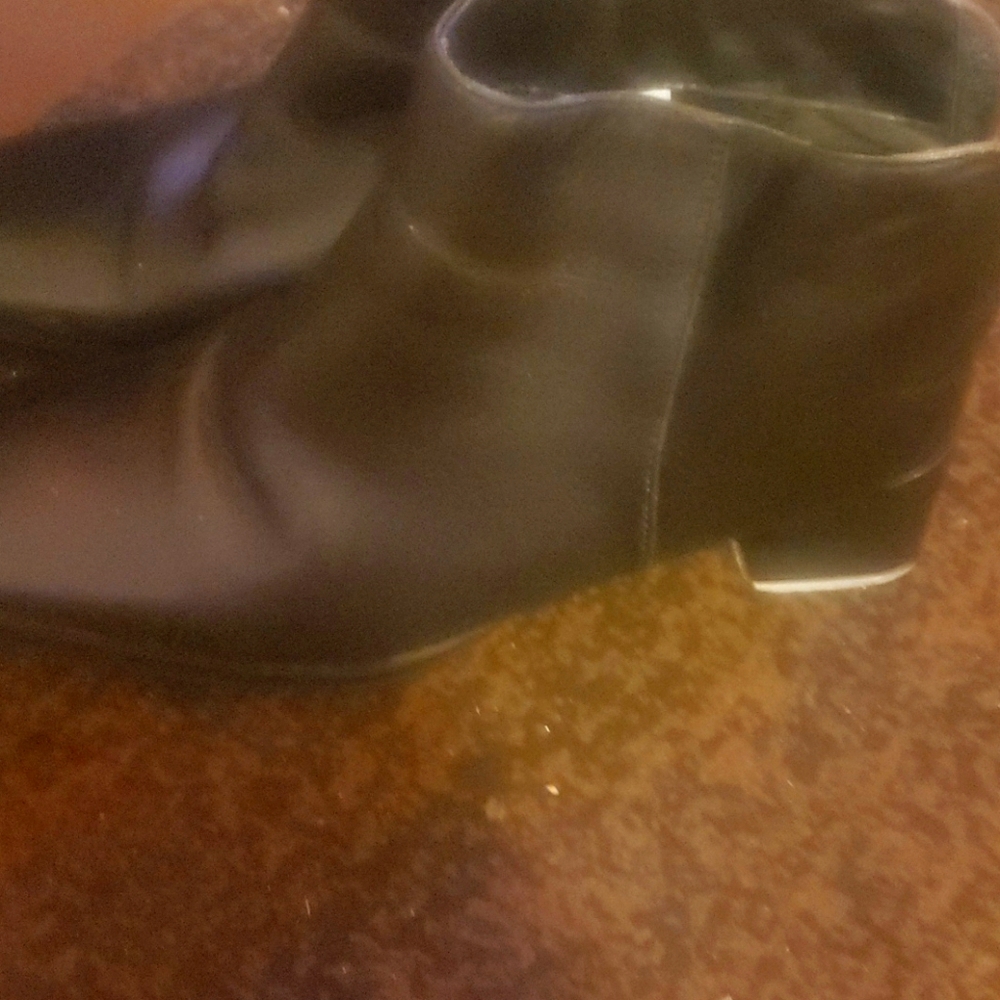 Ankle boots very comfy hardly worn